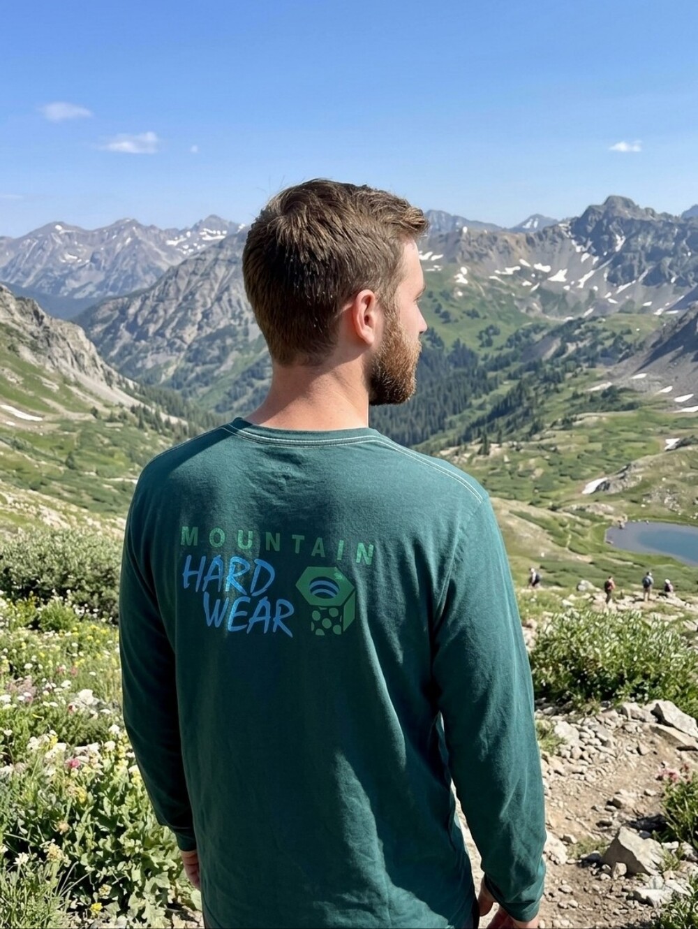 Mountain Hardwear Men's Dark Green Long-Sleeve Crew Shirt